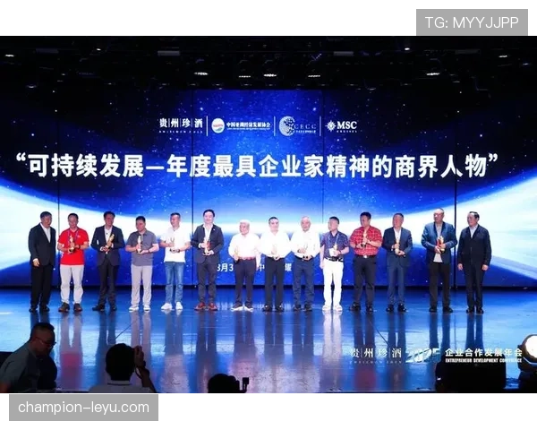 伊尼戈·马丁内斯领导力巅峰闪耀,荣升球队核心典范 伊尼戈·马丁内斯领导力巅峰闪耀,荣升球队核心典范