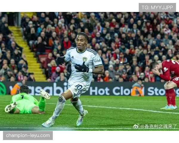 利兹联锋线强势复苏,团队表现亮眼冲击升级名额 利兹联锋线强势复苏,团队表现亮眼冲击升级名额