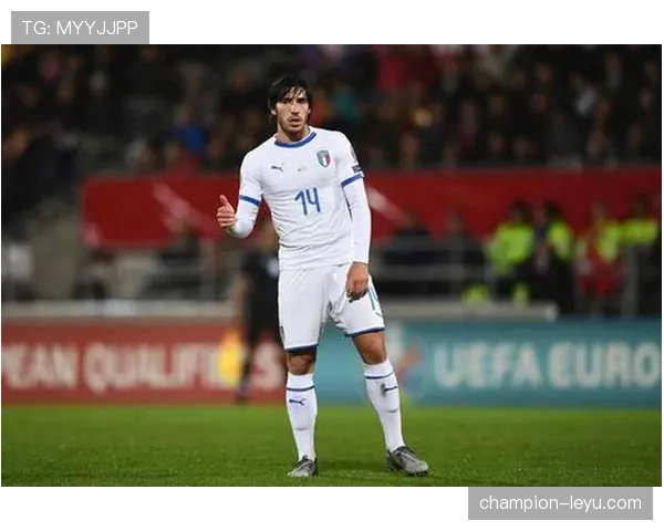 托纳利关键表现持续提升,中场作用愈发突出