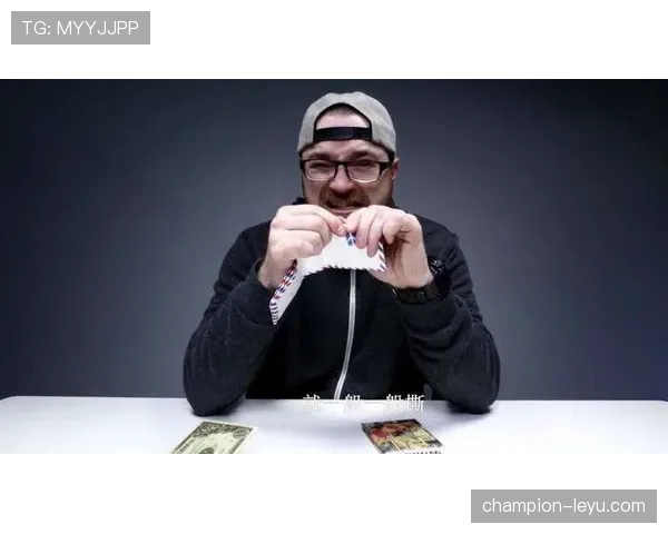 孙兴慜随手买的外套价格，瞬间吞掉我三个月外卖钱